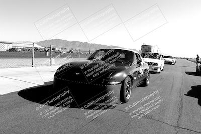 media/May-01-2022-SCCA SD (Sun) [[39ce9678f4]]/Around the Pits/